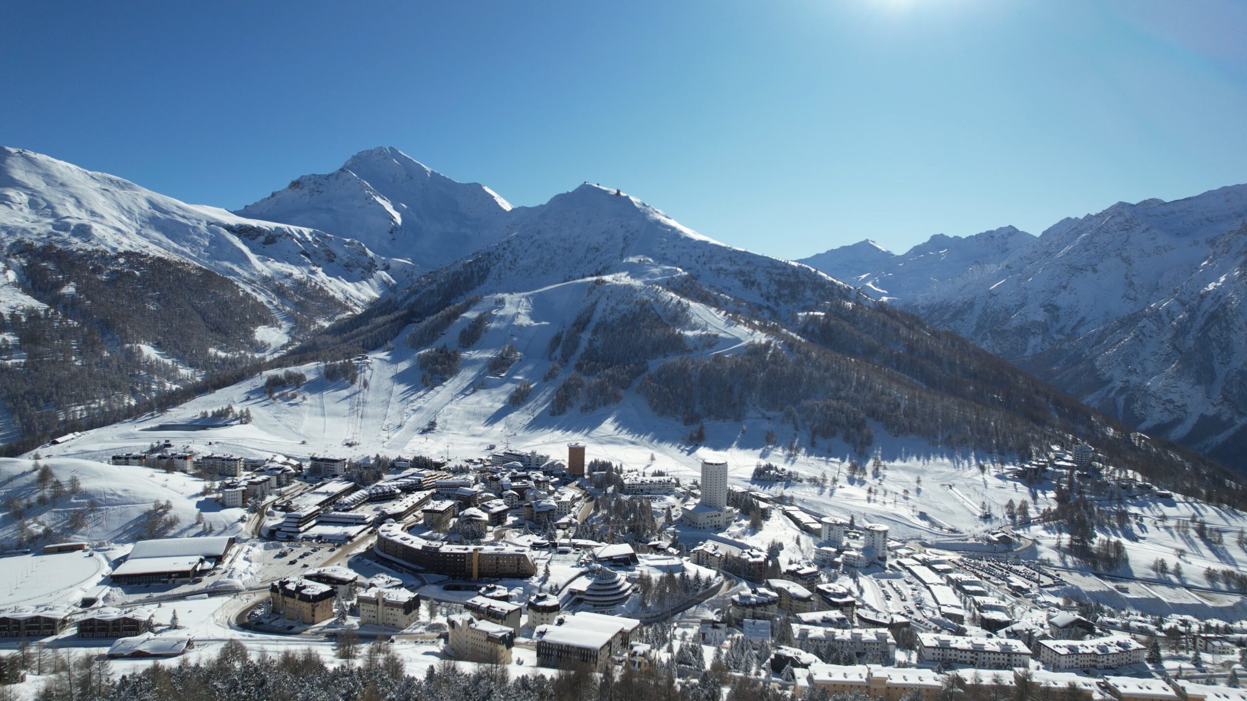 Domaine skiable de sestriere en Italie plans