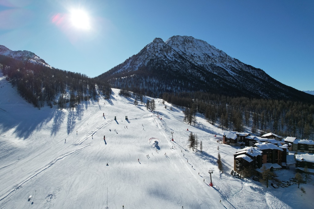 Date d'ouverture de la station de ski de Montgenèvre dans les Hautes-Alpes